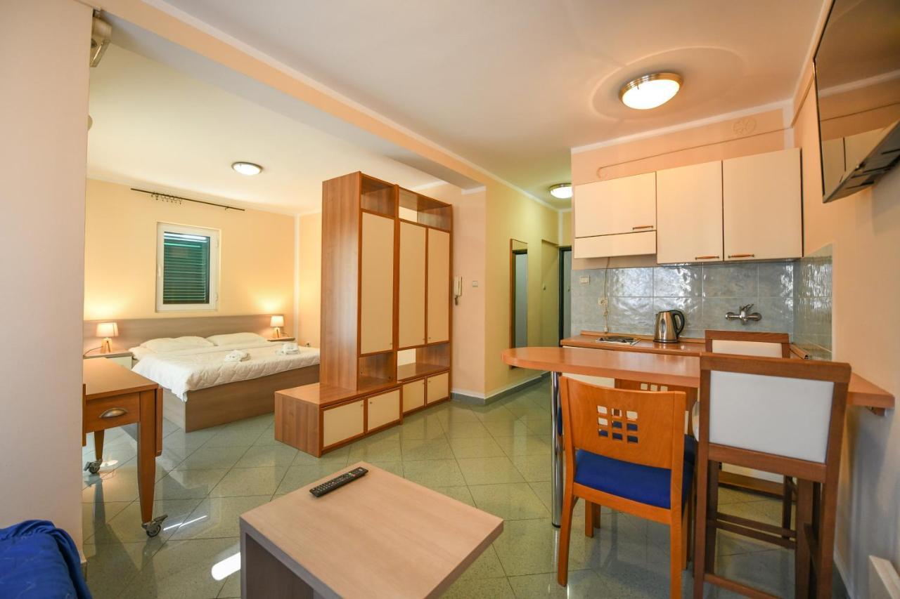 Jolly Apartments Будва Екстериор снимка